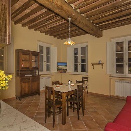 לוקה Fattoria Agriturismo Bigongiari מראה חיצוני תמונה