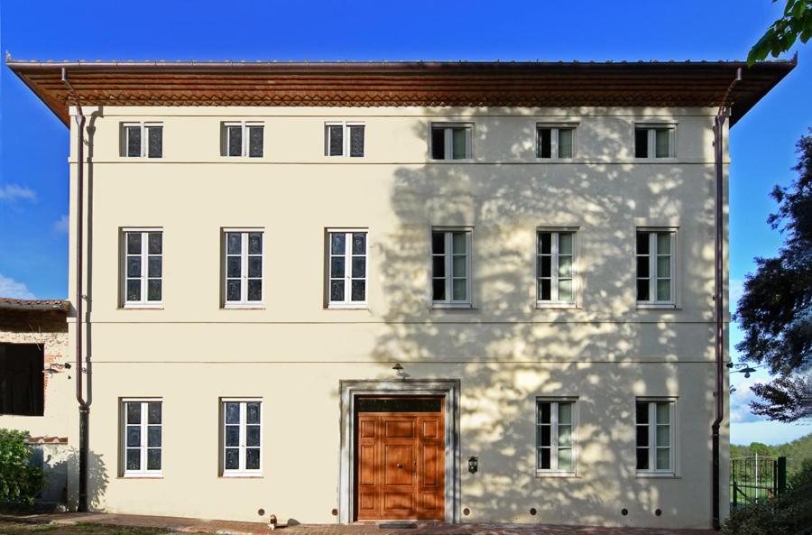 לוקה Fattoria Agriturismo Bigongiari מראה חיצוני תמונה
