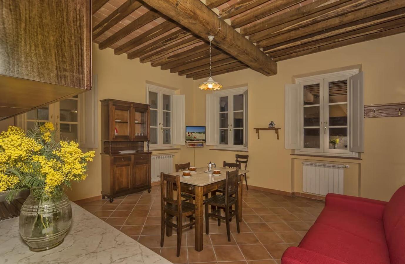לוקה Fattoria Agriturismo Bigongiari מראה חיצוני תמונה